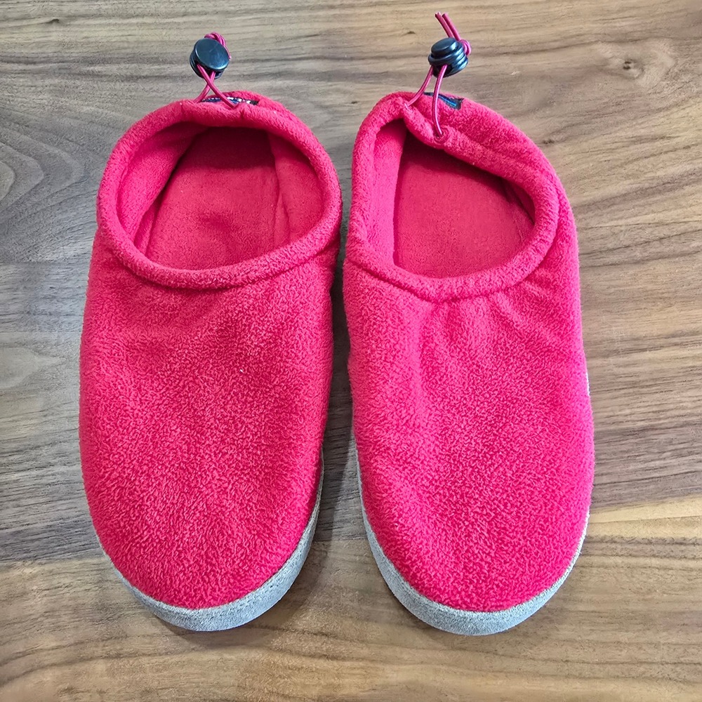 LL Bean Fleece Slippers Boys Size 5-6 Red Adjustable Toggle House Shoes OBMS640